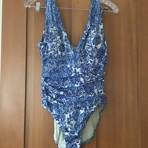 Garnet Hill Swim Suit Size 8